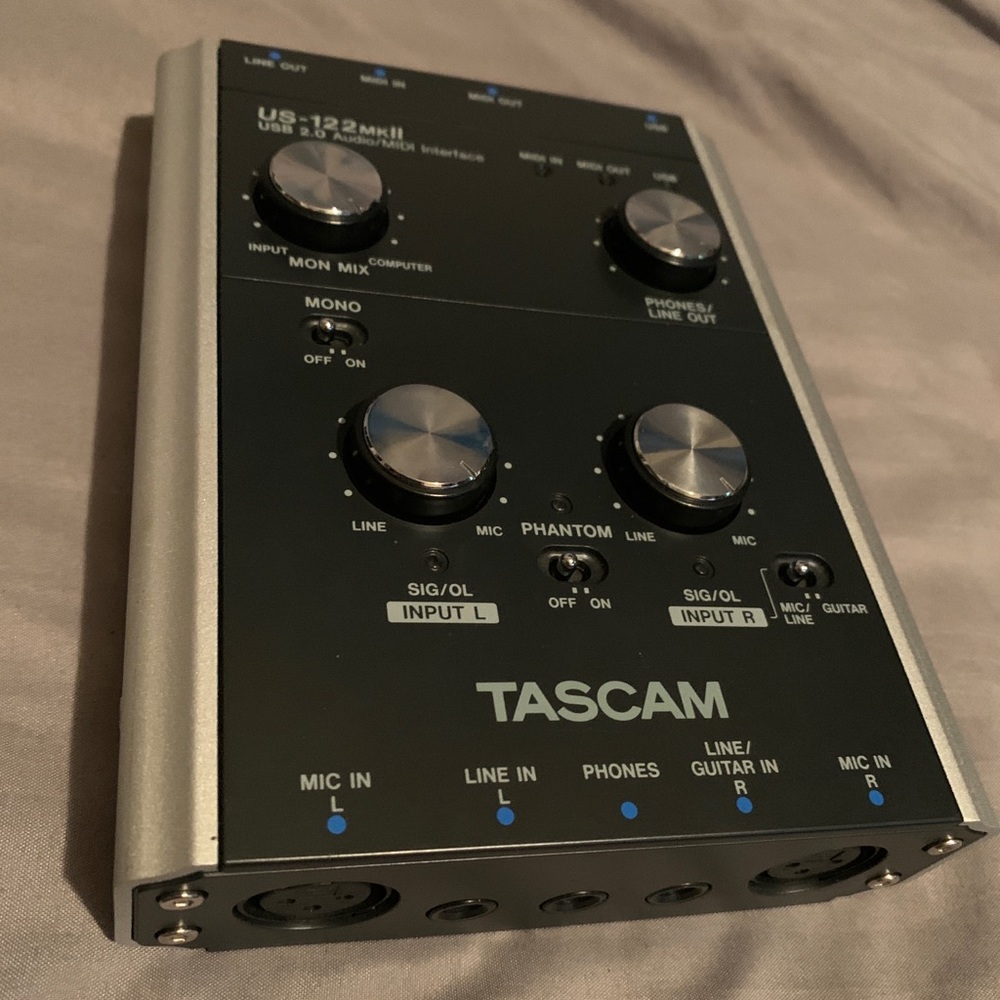 TASCAM US-122mk11 Audio Interface